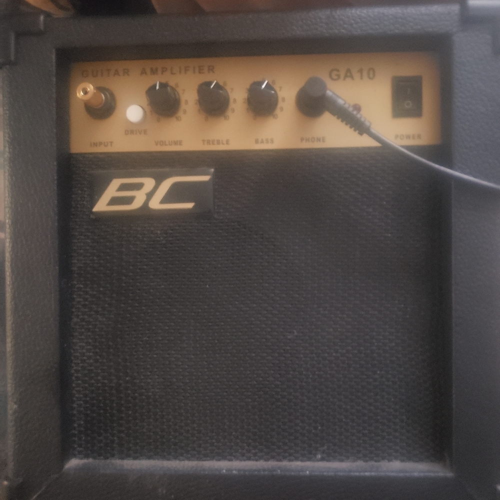 Guitar amplifier